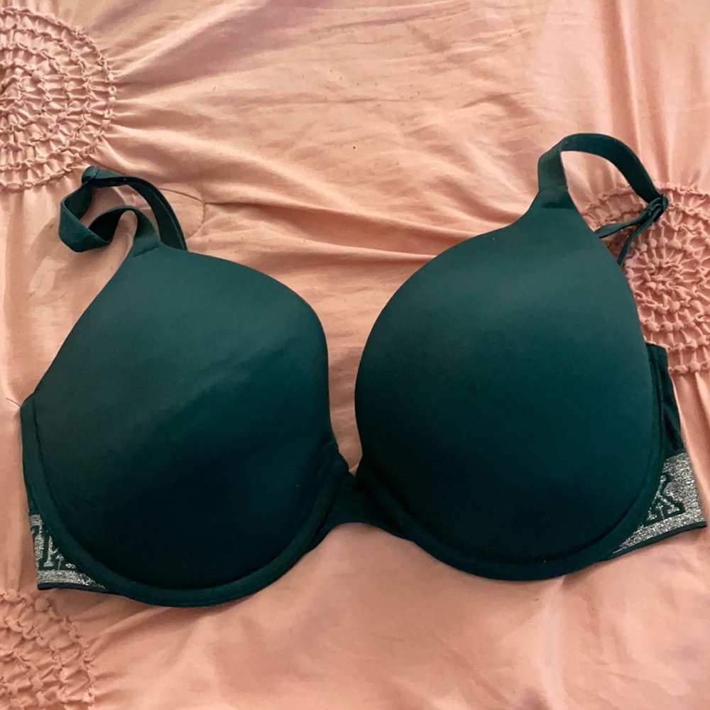 Pink Victoria secret aquamarine bra